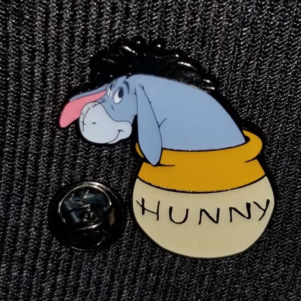 Disney Eeyore Pin Hunny Pot Loungefly Pooh & Friends Mystery 172865 Honey